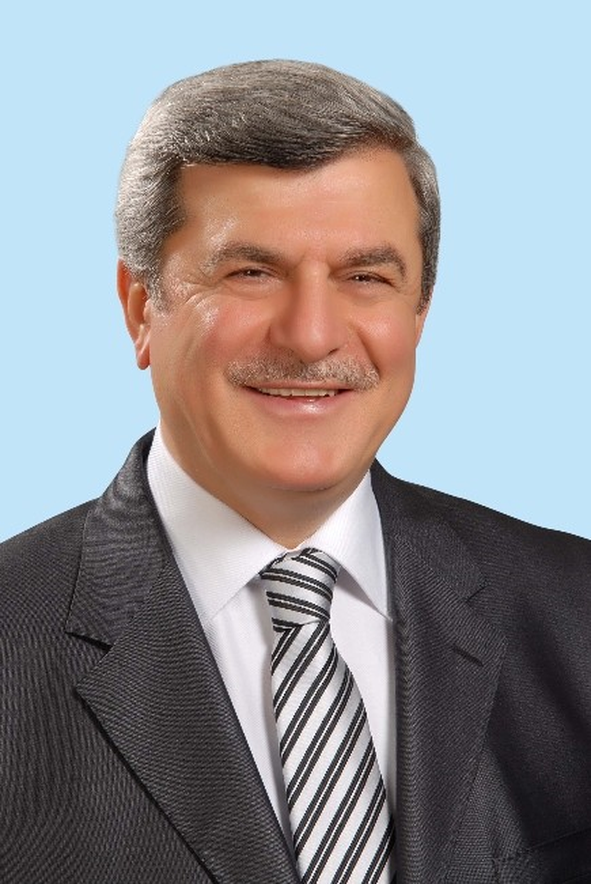 Başkan Karaosmanoğlu, 1 Mayıs\'ı Kutladı