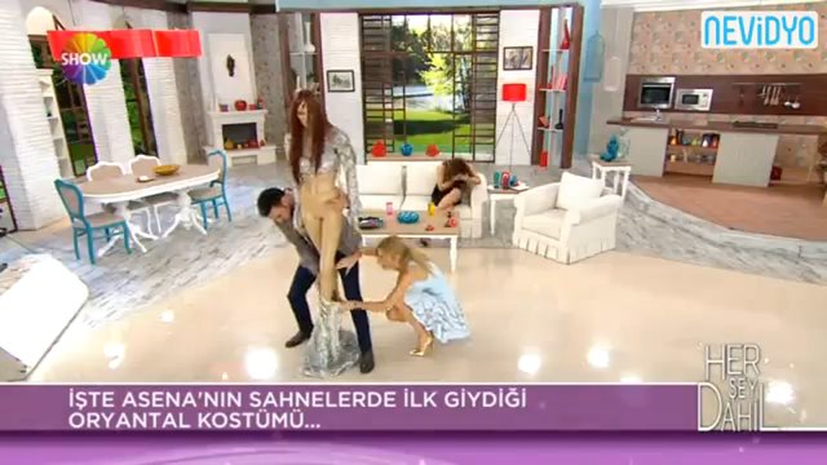 Canlı Yayında Alişan\'ın Mankenle İmtihanı