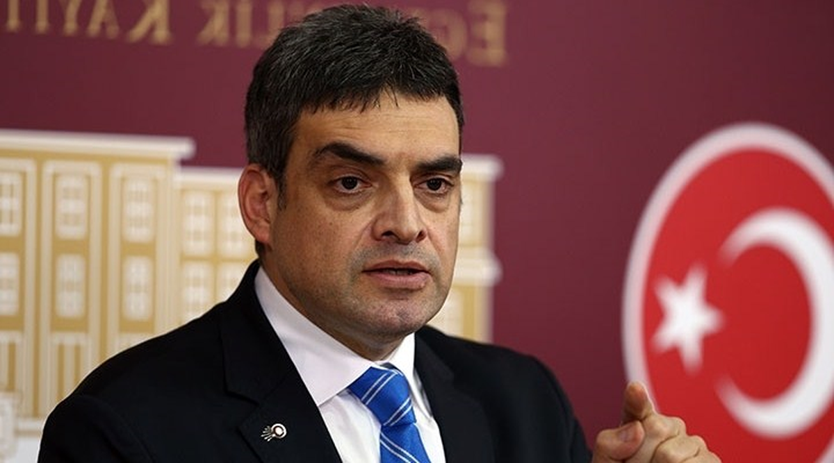 CHP\'li Umut Oran\'dan Cumhurbaşkanlığı İçin İki Teklif
