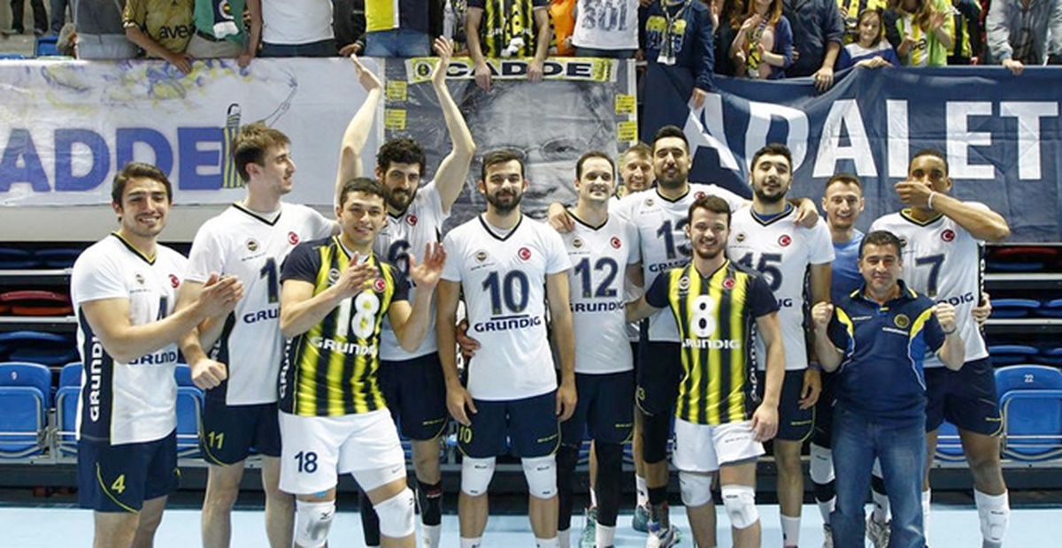 Fenerbahçe Voleybolda Küçülmeye Gidiyor