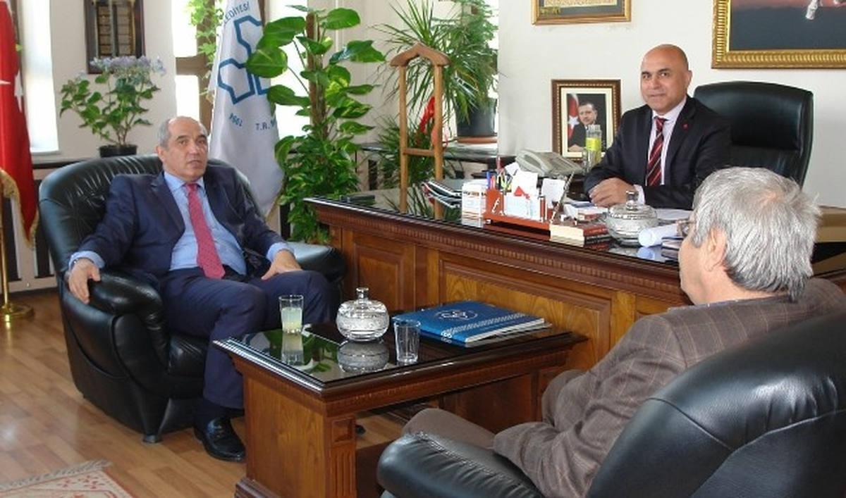 Ilıcalı\'dan Korkut\'a Tebrik Ziyareti