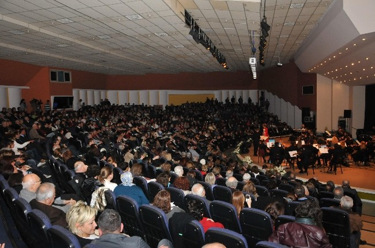 İzmirliler Sanata Doyacak