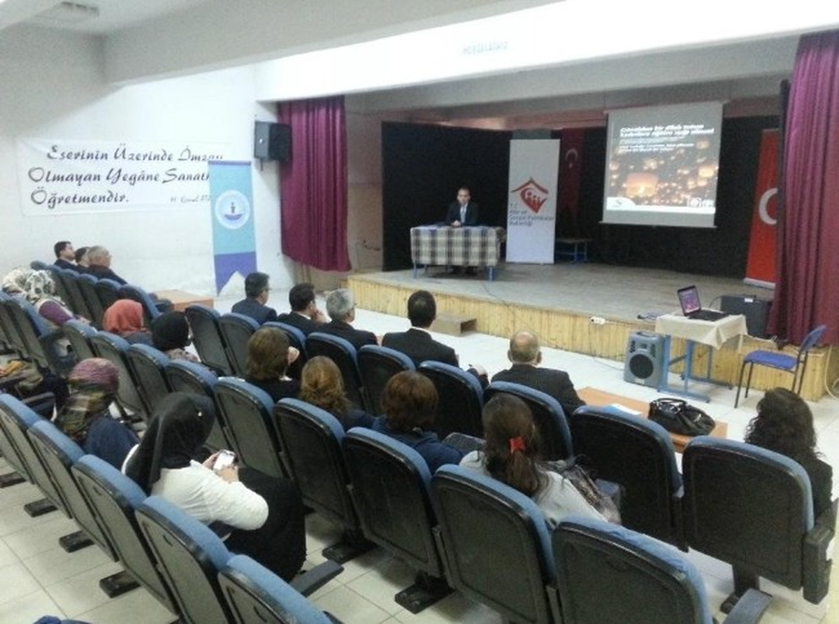 Kadınlar İçin Mesleki Eğitim Toplantısı