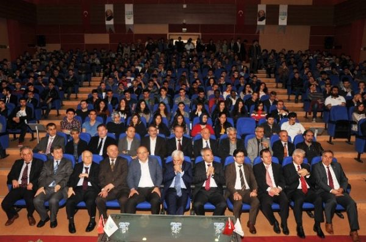 Karabük\'te Ulusal Öğrenci Proje Borsası Yarışması Başladı