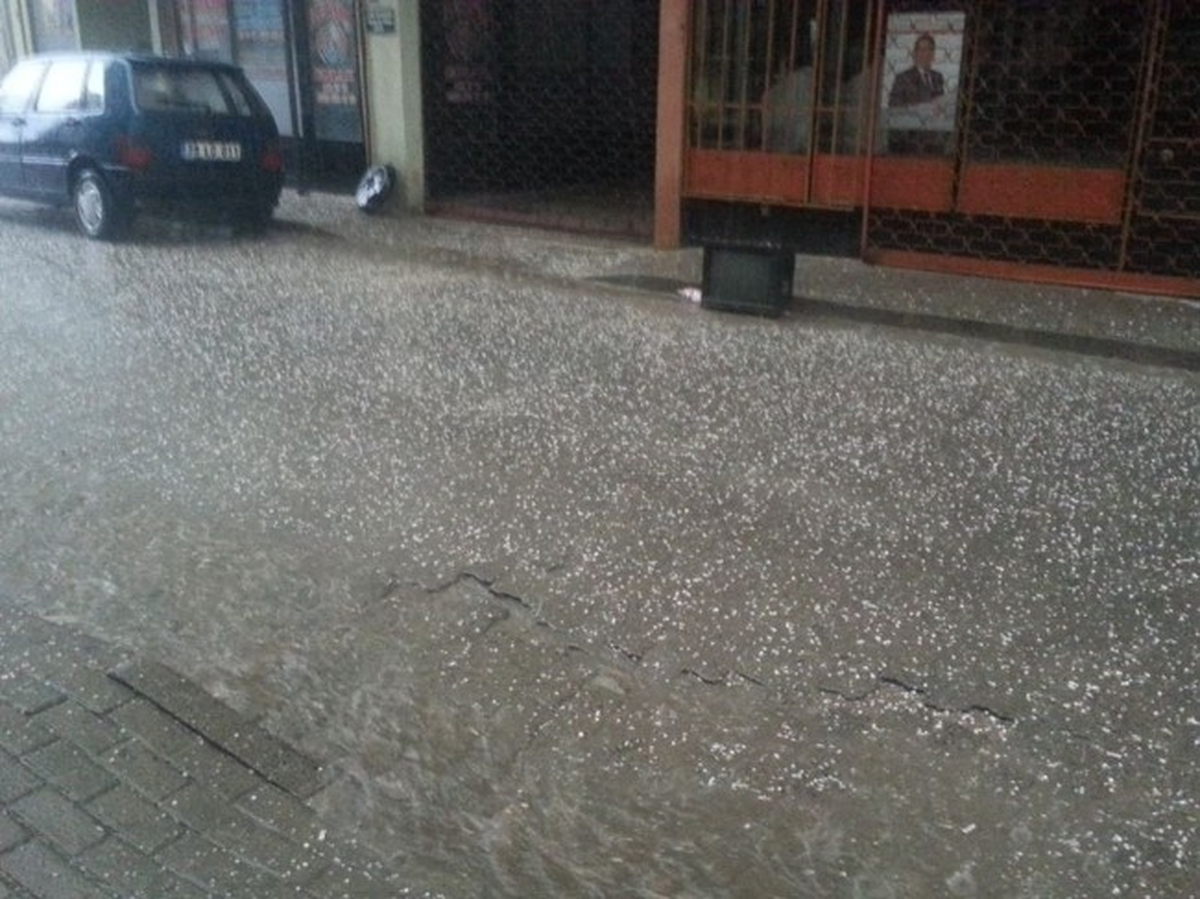 Kırklareli\'de Dolu Yağışı