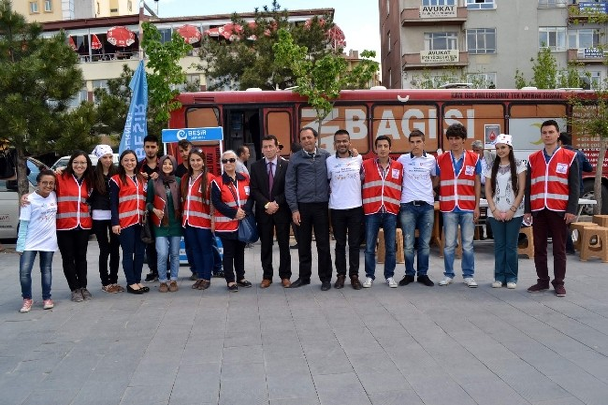 Lösev Üyeleri Kan Bağışında Bulundu