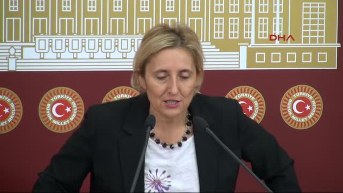 Melda Onur : Bilal Erdoğan\'ın Şikayetçi Olmadığı Kimse Kalmadı
