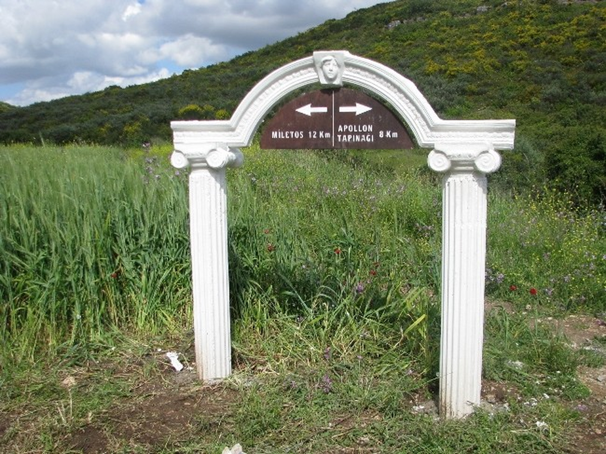 2 Bin 200 Yıllık Kutsal Yol, Turizme Kazandırılarak Yürüyüş Yolu Yapıldı