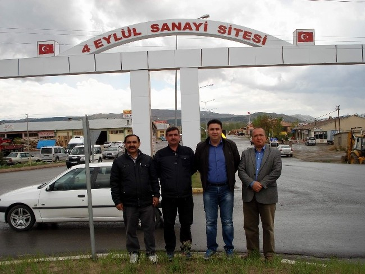 4 Eylül Sanayi Sitesi Girişi Yenilendi