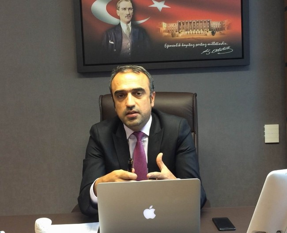 AK Parti Diyarbakır Milletvekili Cuma İçten\'den Regaip Kandili ve 1 Mayıs Mesajı