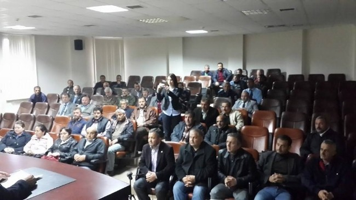 Akçakoca\'da İşçi Bayramında Belediye İşçilerine Müjde