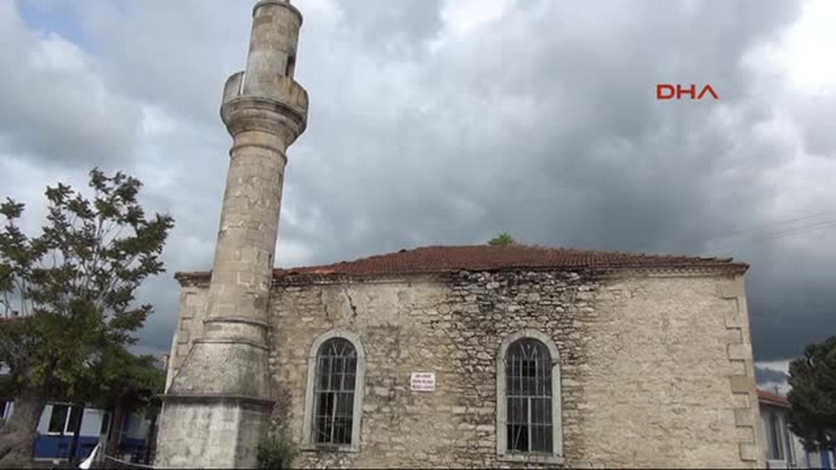 Asırlık Cami Restore Edilecek