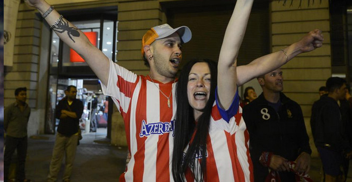 Atletico Taraftarı 40 Yıl Sonra Gelen Finali Kutladı