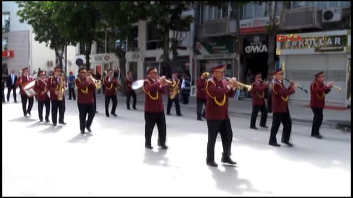 Burdur\'da 1 Mayıs Kutlaması