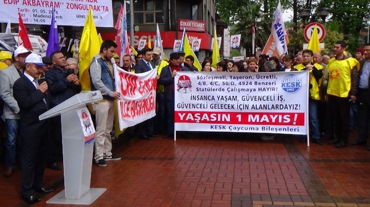 Çaycuma\'da 1 Mayıs İşçi Bayramı Halaylarla Kutlandı