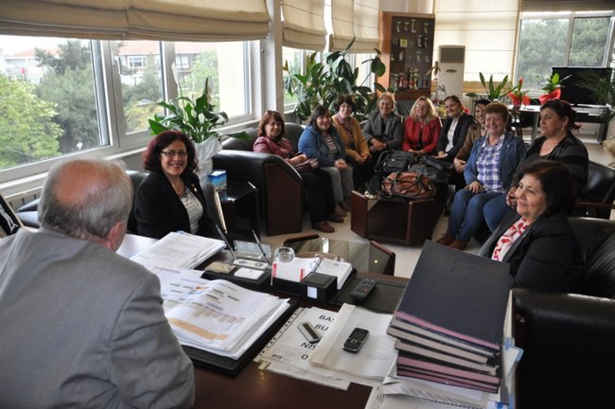 CHP İl Kadın Kollarından Başkan Albayrak\'a Ziyaret