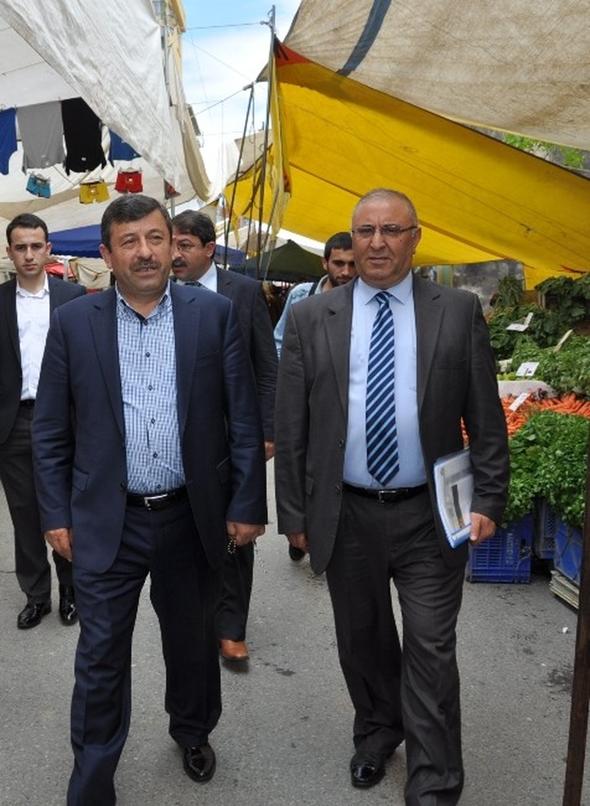 Darıca Belediye Başkanı Karabacak Pazar Sorununu Çözdü