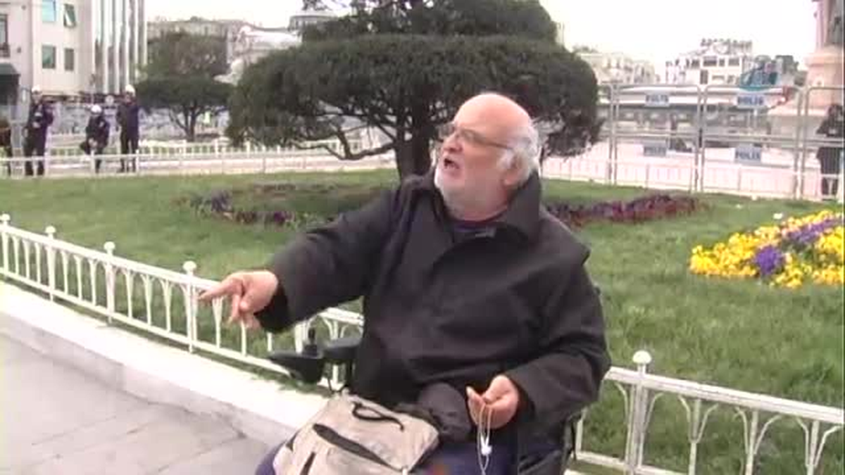 Engelli Vatandaşın Taksim İsyanı