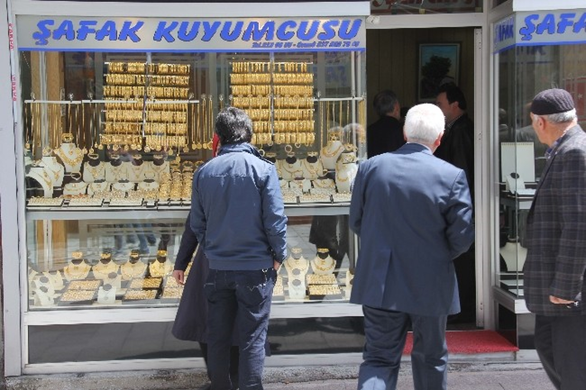 Erzurum\'da Biber Gazlı Kuyumcu Soygunu