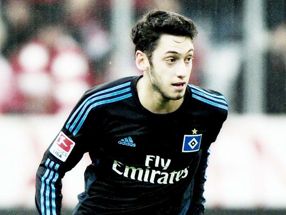 Hakan Çalhanoğlu Chelsea Yolcusu!