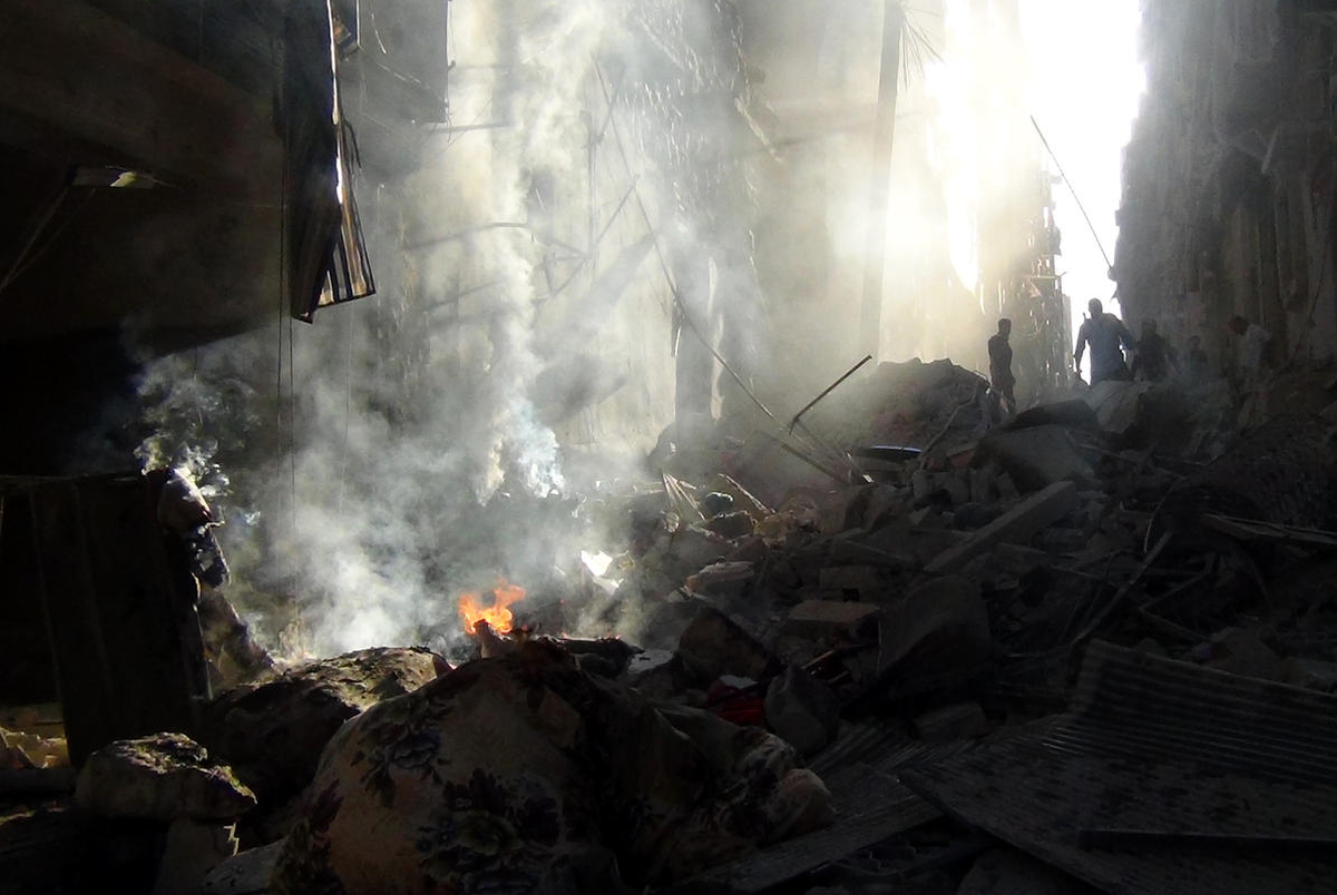 Halep\'te Pazar Yerine Varil Bombalı Saldırı