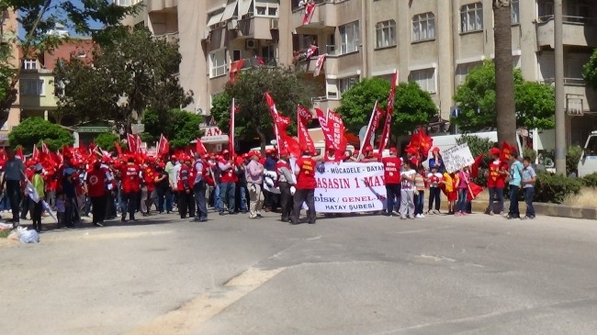 Hatay\'da 1 Mayıs Kutlamalarında Kısa Süreli Arbede Yaşandı