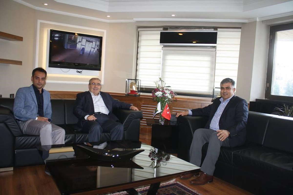 Hüseyin Üzülmez\'den Özgüven\'e Ziyaret