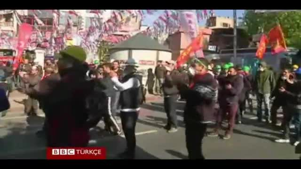 İstanbul\'da Göstericilere Polis Müdahalesi