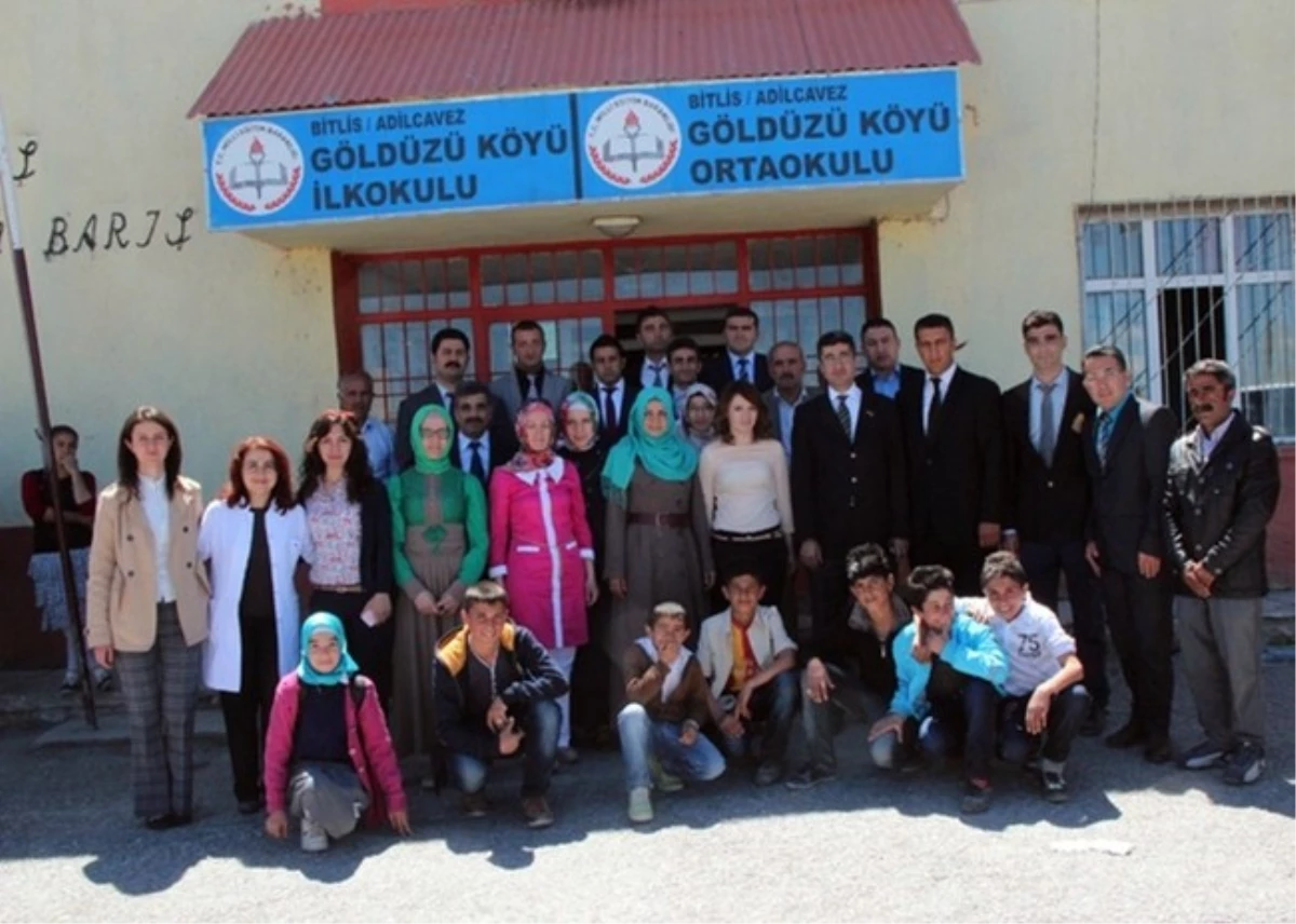 Kaymakam Özbek\'ten Okul Ziyaretleri