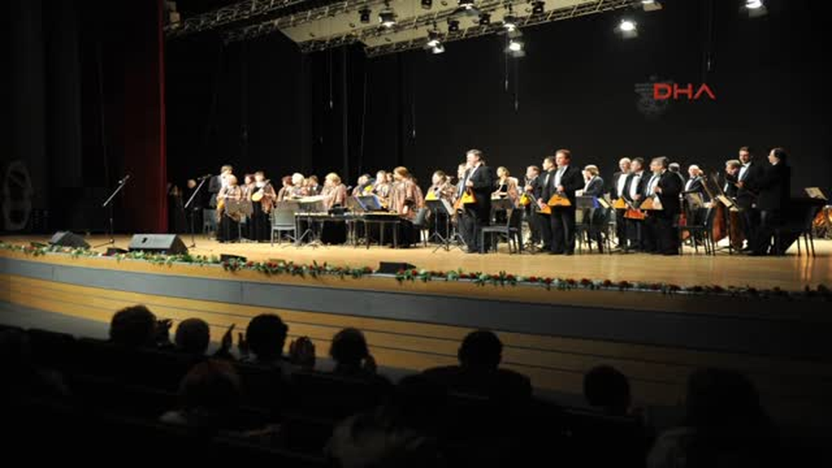 Kılıçdaroğlu'dan İzleyicilerle Selfie