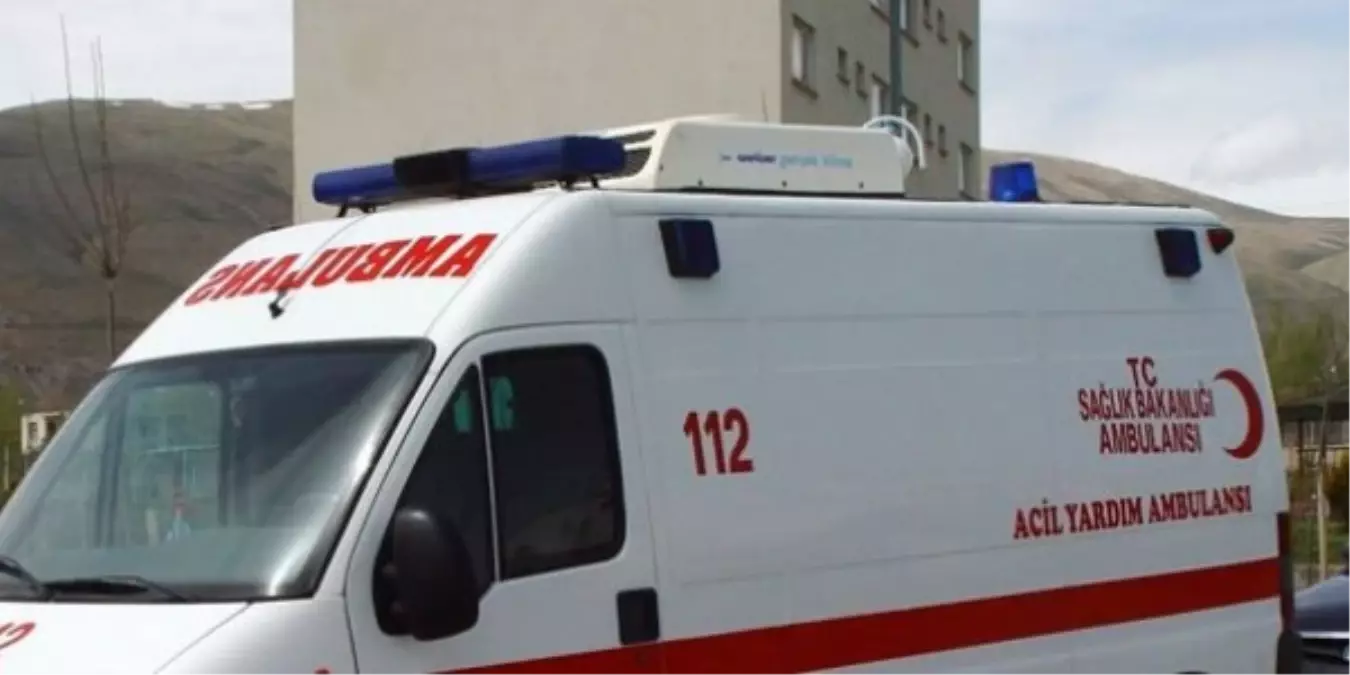 Konya\'da, Hemzemin Geçitte Kaza: 1 Yaralı