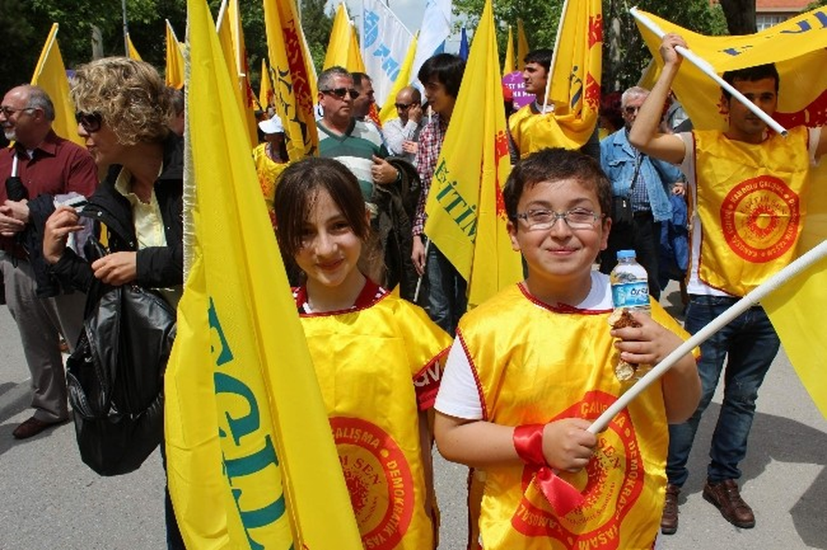 Manisa\'da 1 Mayıs Kutlamaları