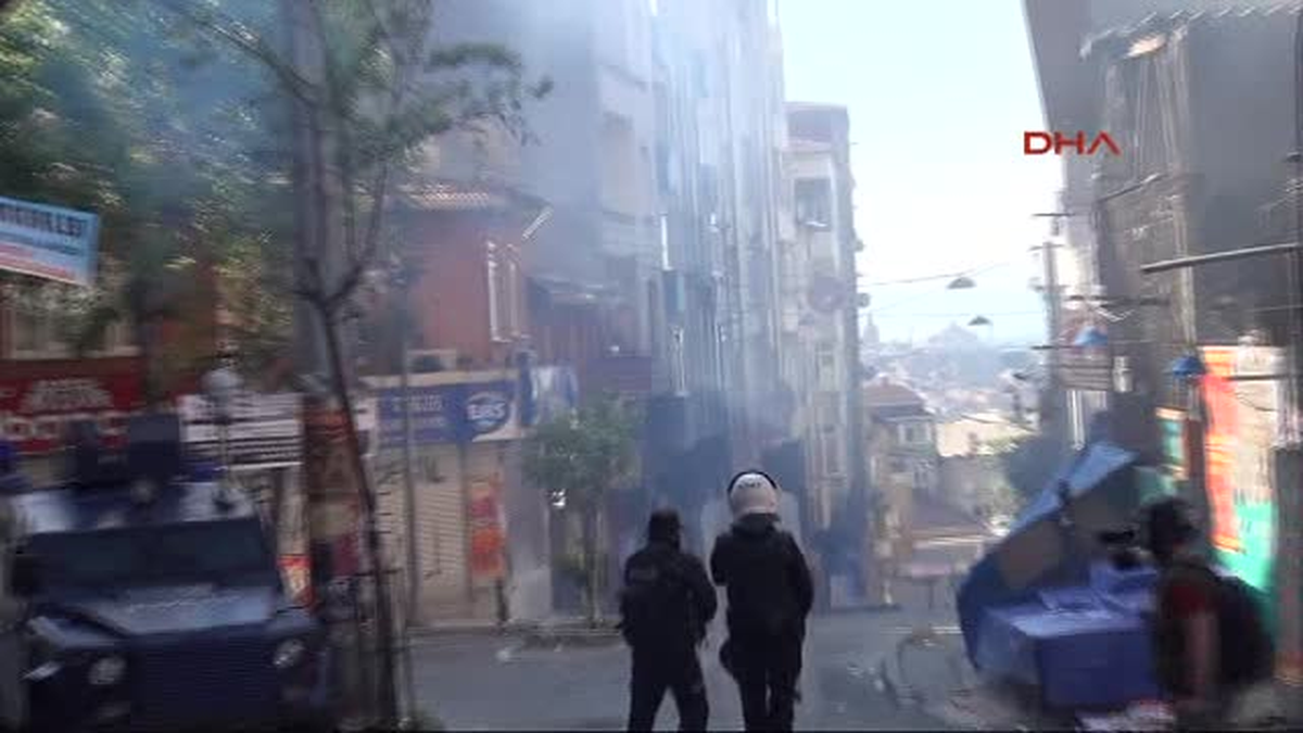 Okmeydanı\'nda 1 Mayıs Olaylı Başladı
