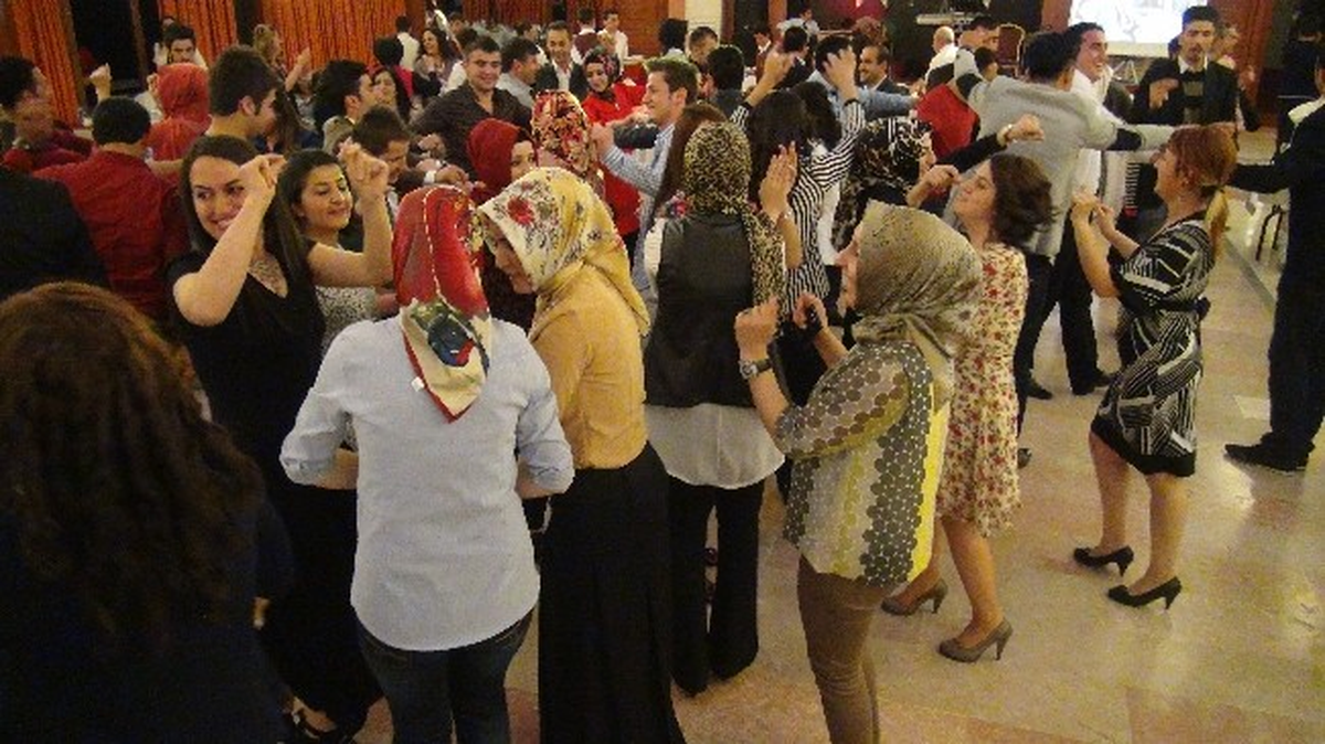 Özel İstanbul Hastanesi\'nin Geleneksel Akşam Yemeği