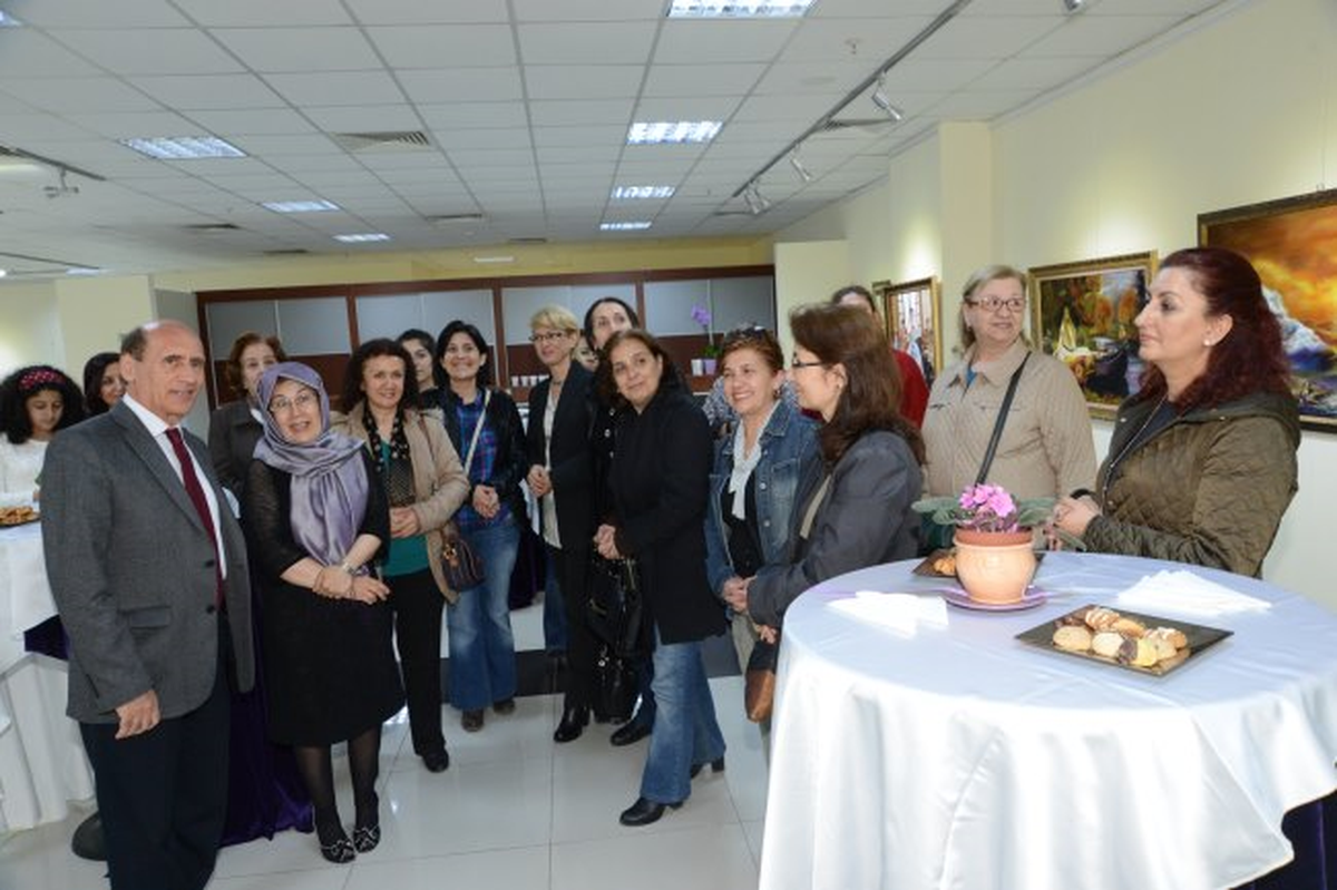 Renkli İfadeler Sergisi Beylikdüzü\'nde Açıldı