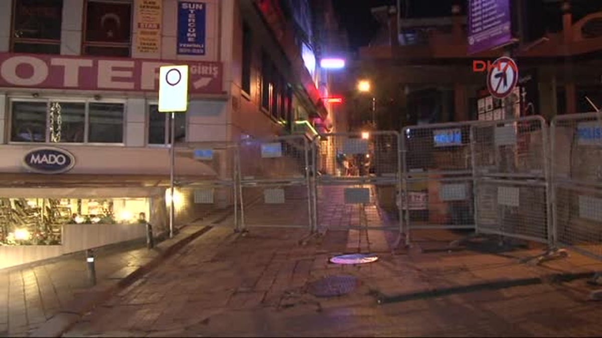 Taksim Bariyerlerle Kapatıldı
