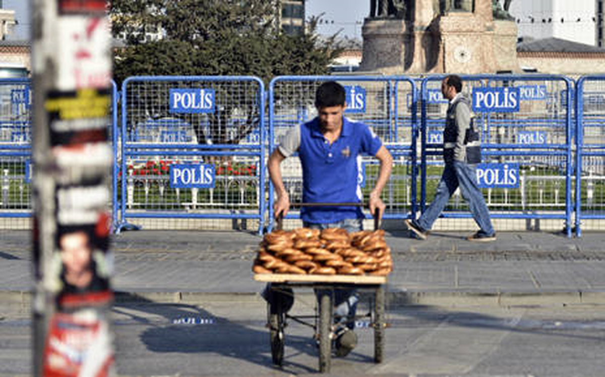 Taksım ve Çevresi Bariyerlerle Örüldü