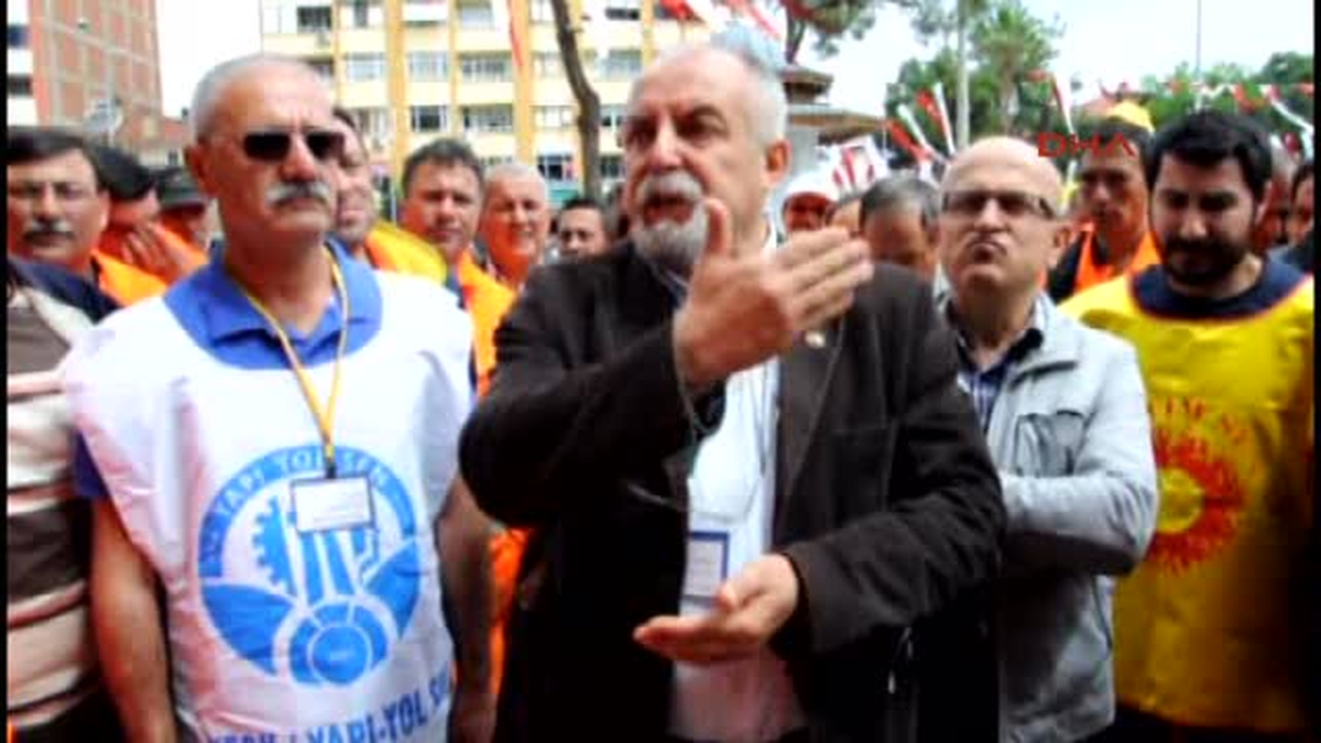 Taşeron İşçiler Belediye Önünde Bugün de Eylemde