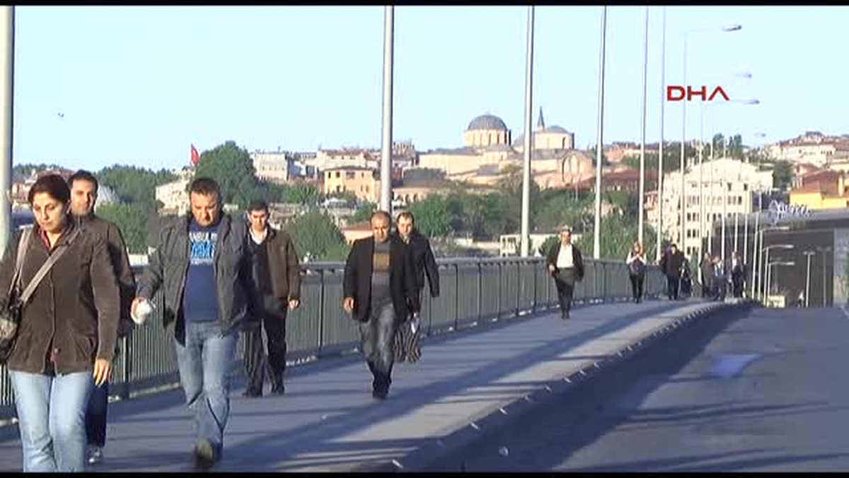 Unkapanı Köprüsü Araç Trafiğine Kapatıldı