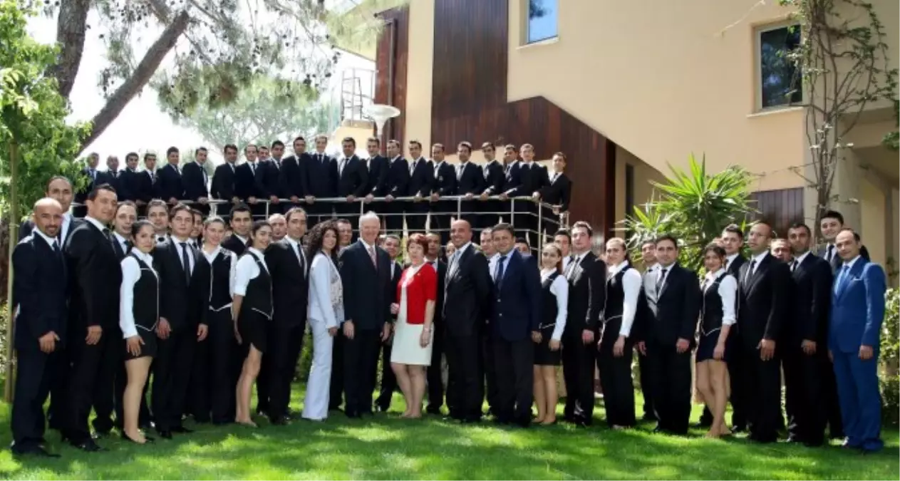 \'Uşak\'ların Kraliçesi\'nden Rixos Hotels Çalışanlarına Eğitim