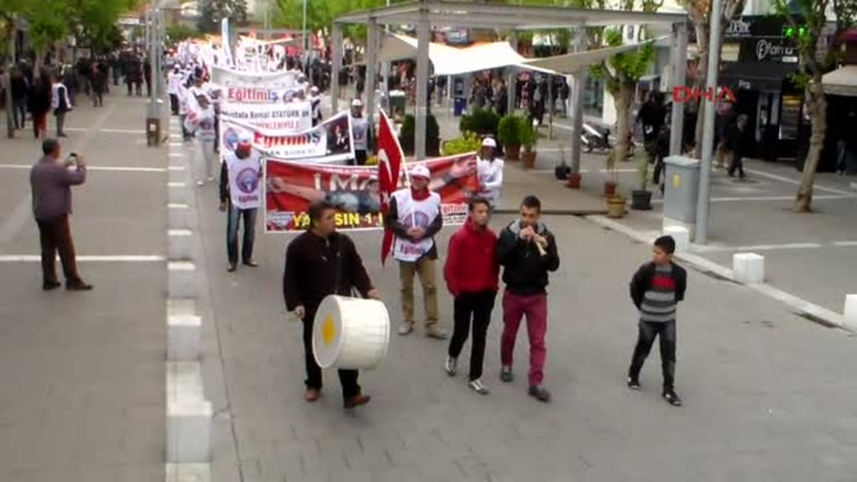Uşak\'ta Sakin 1 Mayıs
