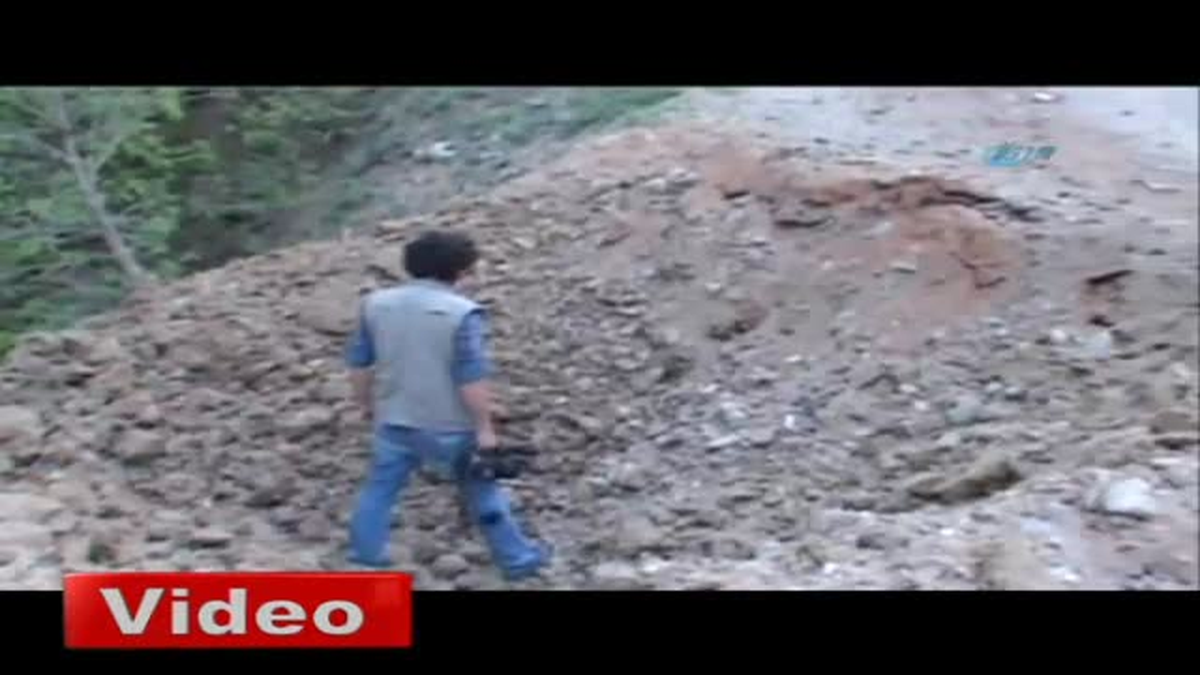 Zırhlı Aracın Geçişi Sırasında Mayın Patladı