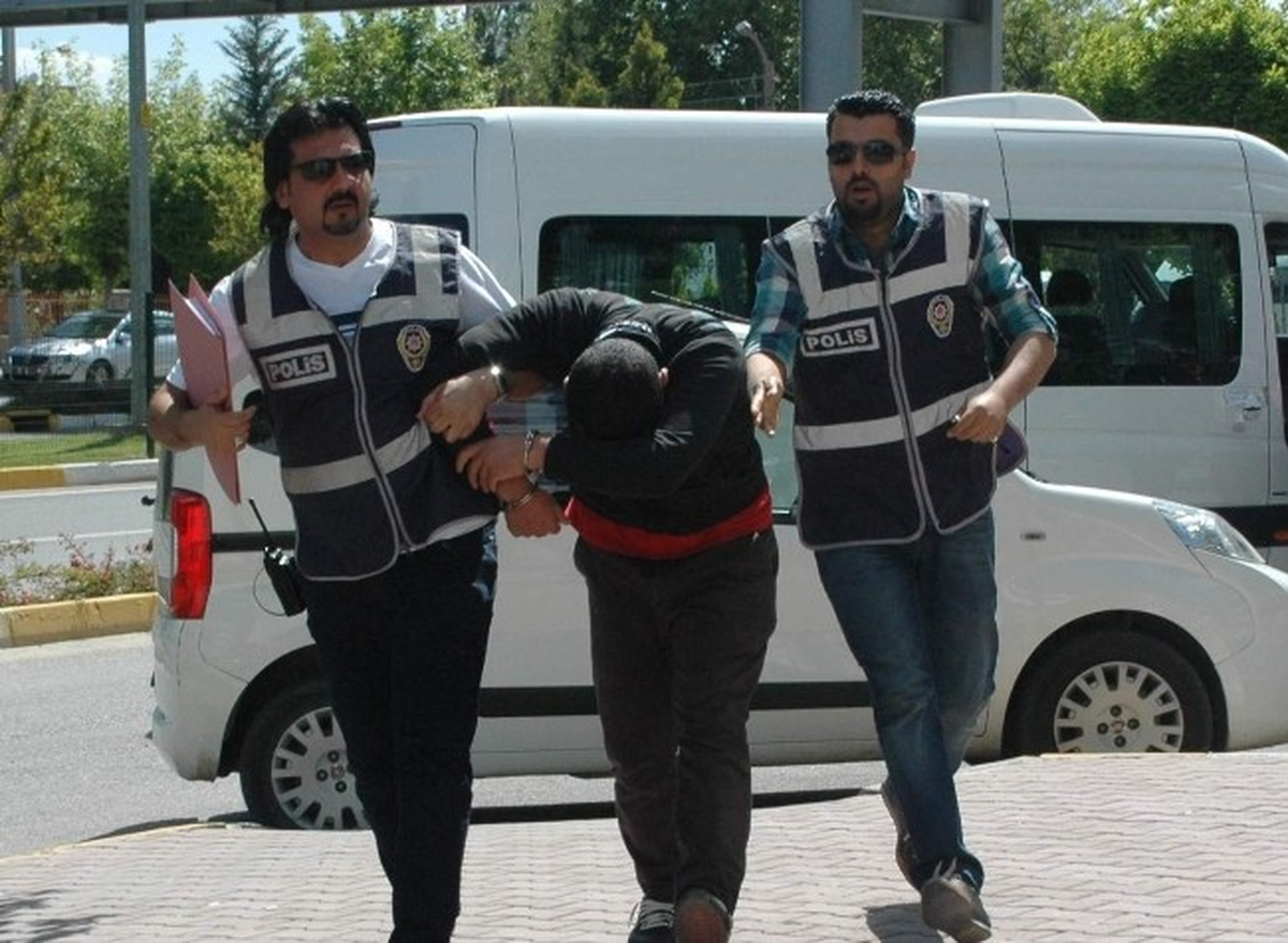Adıyaman\'da Sigara Hırsızı Tutuklandı