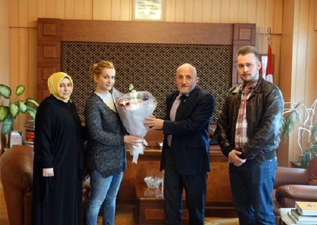 Alman Arıane Müslüman Oldu?