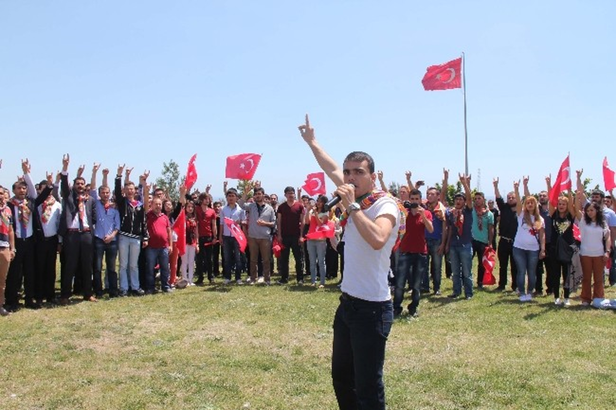 Mersin Üniversitesi\'nde Gergin Türkçülük Kutlaması