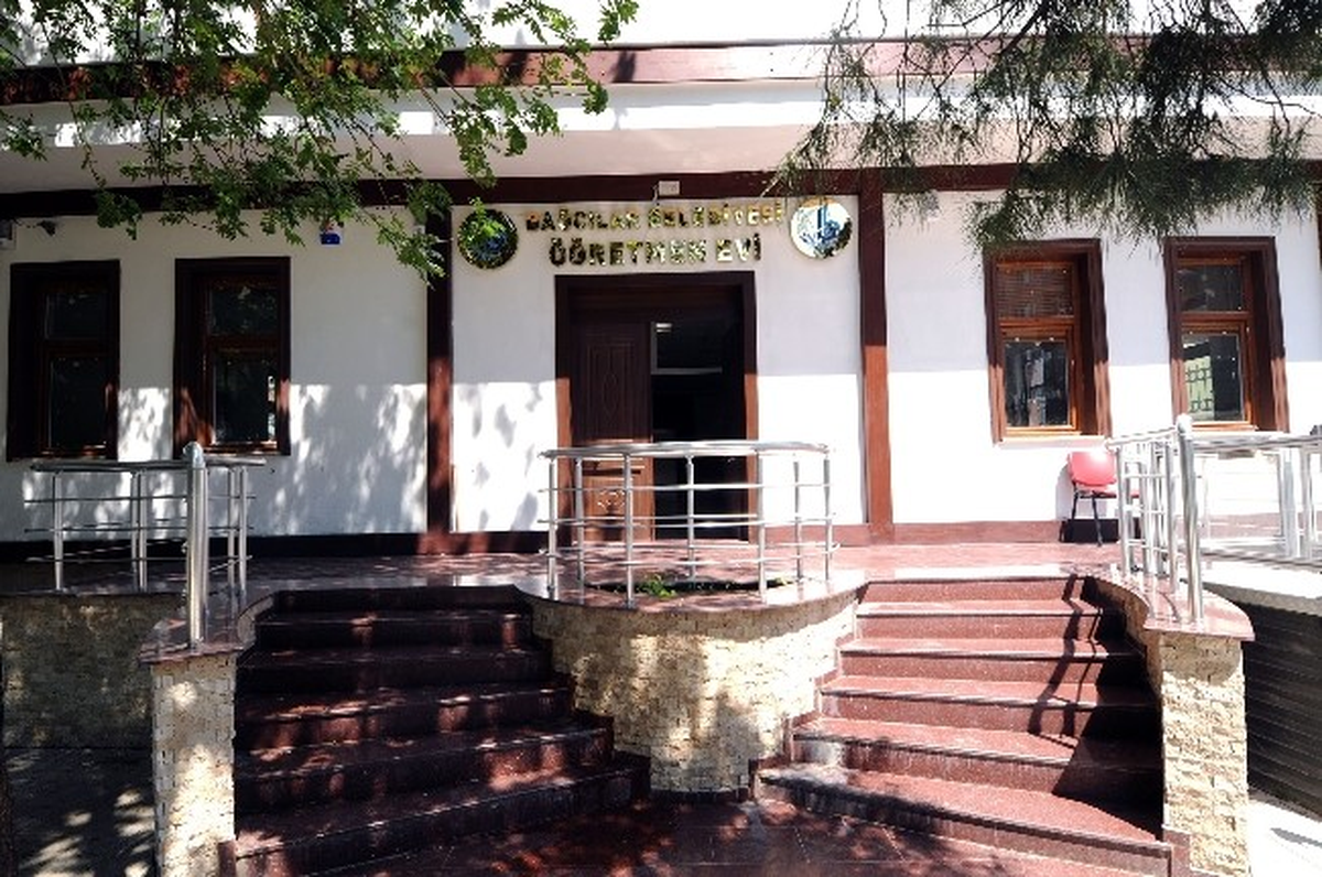 Bağcılar Öğretmenler Lokaline Kavuşuyor