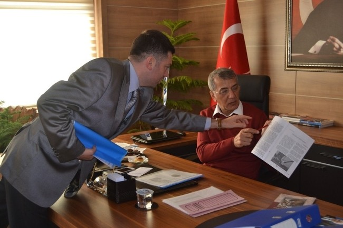 Başkan Tarhan\'dan İş Adamları ve Stk\'lara Solu Çağrısı