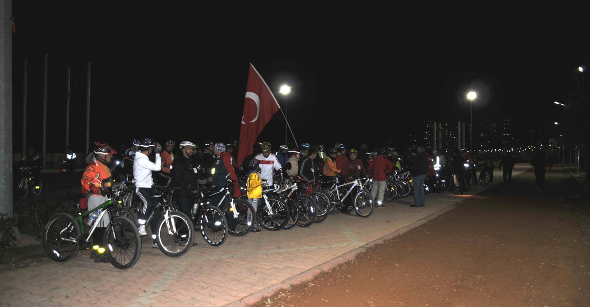 Bisikletlilerden Farkındalık Gezisi