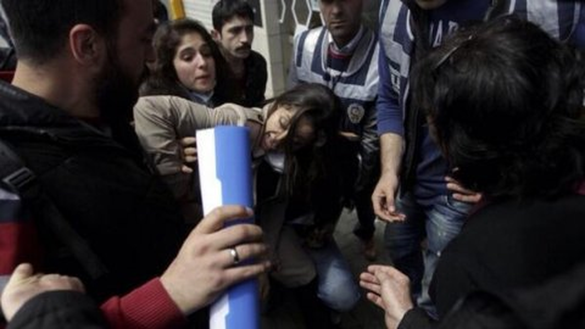 CHP\'li Toprak: Şafak Pavey\'e Uygulanan Şiddeti Kınıyorum