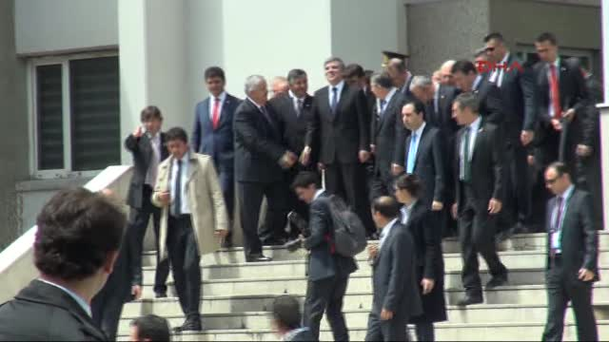 Cumhurbaşkanı Gül İkimiz Arasında Bir Karar Vereceğiz